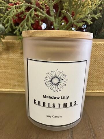 Meadow Lilly Christmas Candle – Natural Soy Wax Holiday scented candle, eco friendly.