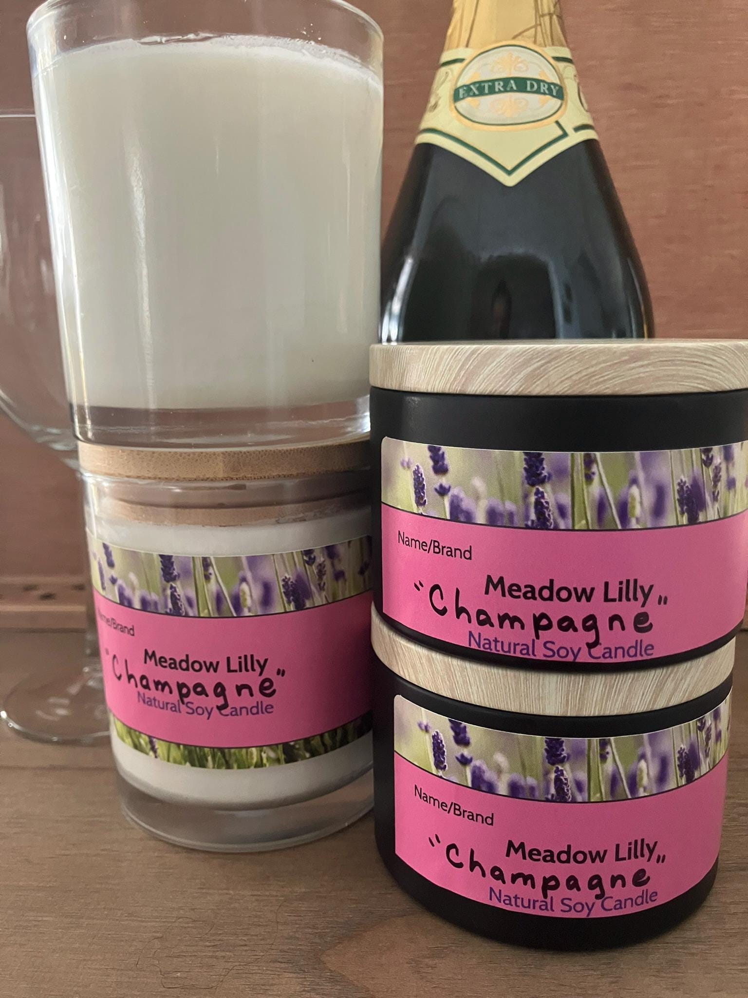 Champagne Scented Candle: Lily & Jasmine Hints