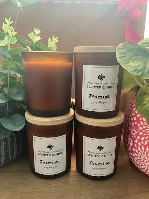 Jasmine Scented Candle: Strong Scent, Long Lasting